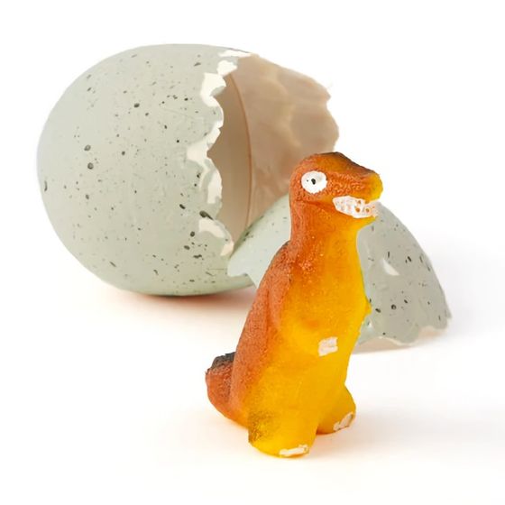 Яйце с излюпващ се Динозавър