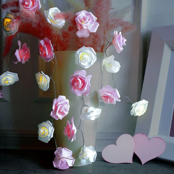 LED гирлянда романтични рози