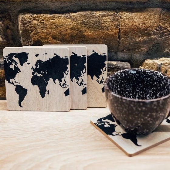 Подложки за чаши с карта на света (4 броя)