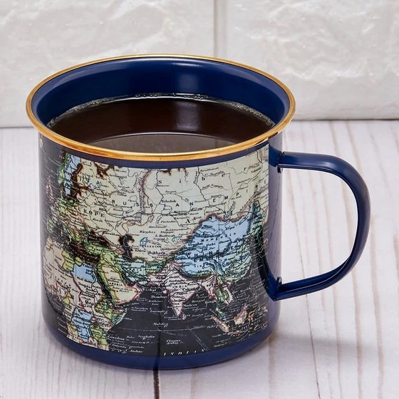 Емайлирана чаша с карта на света